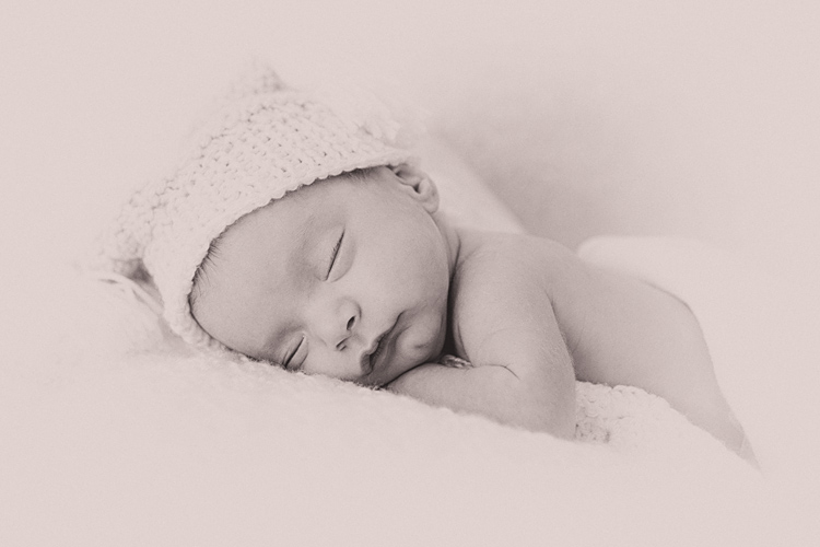 creative newborn baby pictures near me nassau